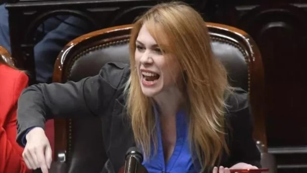 Lilia Lemoine hizo una denuncia por las amenazas que recibió en las redes sociales