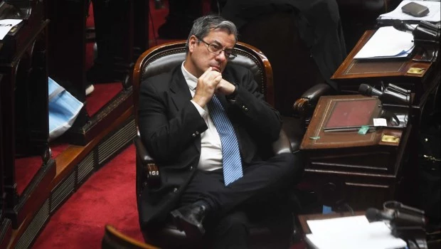 Germán Martínez consideró que el oficialismo debería ser "el primer interesado en hacer las cosas bien"