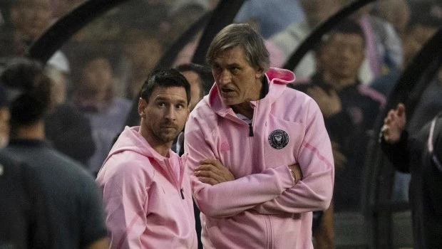 Inter Miami goleó a Hong Kong sin Messi y hubo silbidos por su ausencia
