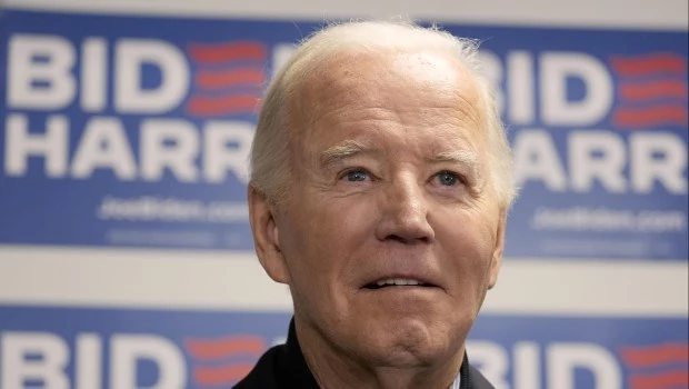 Biden gana las primarias demócratas de Carolina del Sur y dice que derrotará a Trump