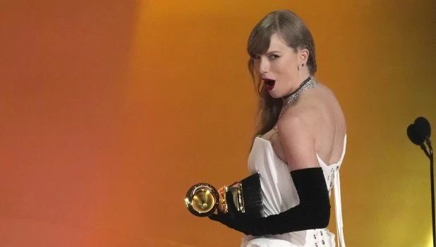 Taylor Swift hizo historia en los Grammy