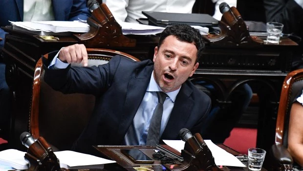 De Loredo afirmó que "hay temas en los cuales no hay consensos" sobre la ley "Bases"