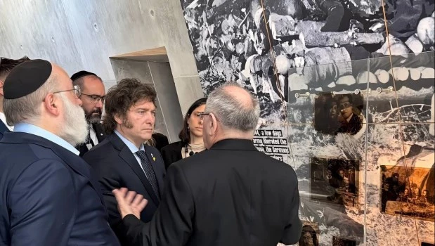 Milei volvió a apuntar desde Israel contra el grupo terrorista: "El nazismo hoy está disfrazado de Hamás"