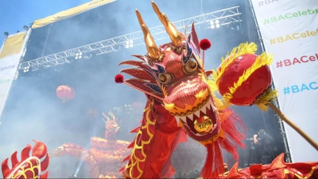 La comunidad china de argentina celebra el Año Nuevo con shows, danza del Dragón y música tradicional 
