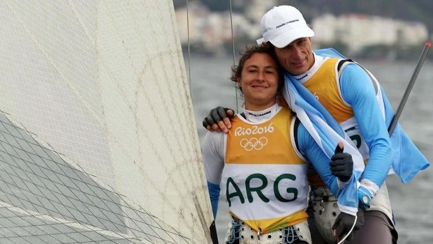Cecilia Carranza Saroli y Santiago Lange, medallistas dorados en Río 2016.