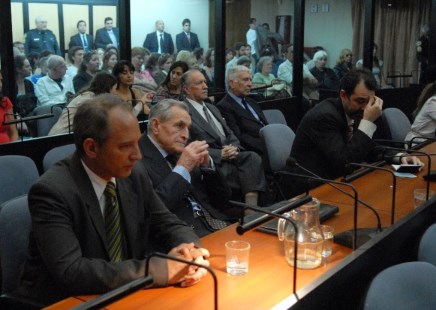 Condenaron a perpetua al ex general Olivera Róvere