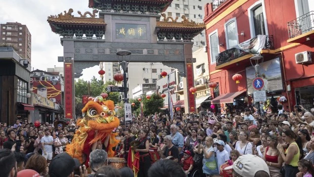 Miles de personas festejaron el Año Nuevo Lunar en el Barrio Chino