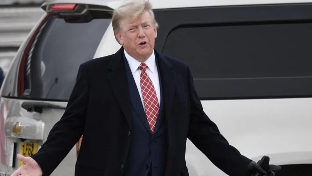 Trump amenaza con expulsar a migrantes de Estados Unidos y con no garantizar la seguridad de la OTAN