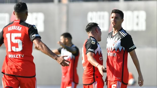 River goleó a un Riestra que no ofreció resistencia