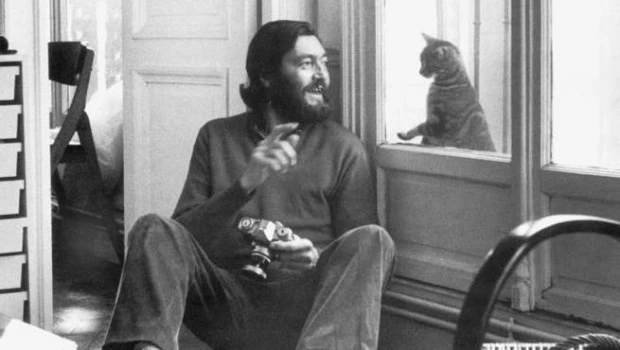 "Tras las huellas de Cortázar", el tour literario en homenaje al célebre escritor a 40 años de su muerte