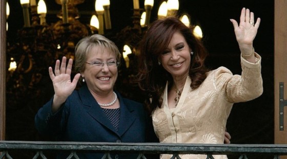 Cristina y Bachelet.