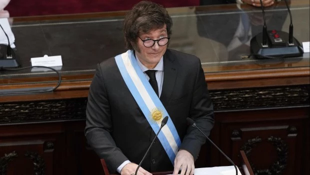 Milei retomó la iniciativa con una propuesta de alto el fuego