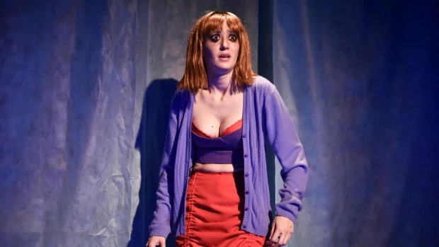 La veta cómica y el toque justo de la estupenda Camila Peralta salvan a la obra de caer en excesos. (Gentileza Boria Audiovisual)