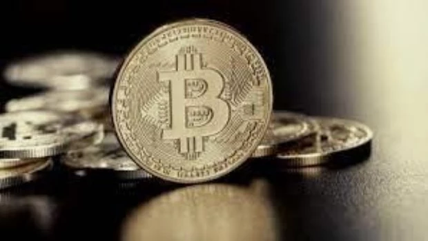El Bitcoin trepó hasta un valor récord de casi 70 mil dólares y cerró a US$ 68.290