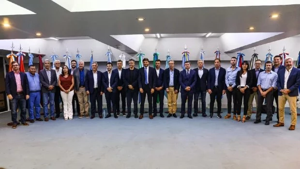 El documento cuenta con la firma de todos los gobernadores, incluido Pullaro y Jorge Macri.