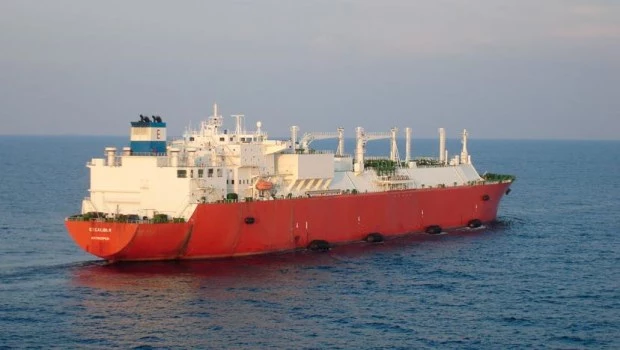 YPF avanza con el proyecto de exportación de GNL