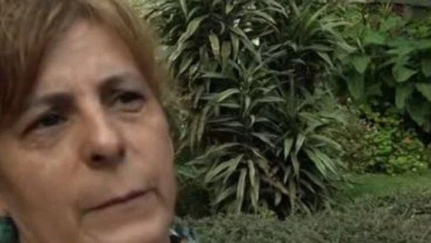 Llevaba a los chicos al colegio y recibió el impacto de una bala perdida en La Boca