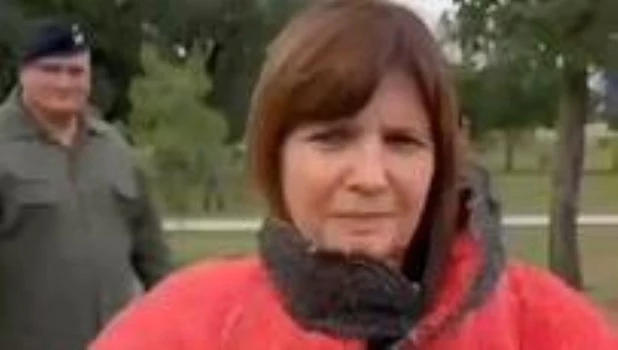 Bullrich realizó una demostración con los perros de Seguridad en Córdoba