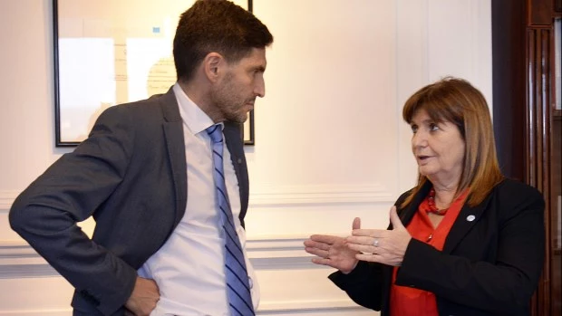 Consejo de Bullrich para Pullaro: "La Policía de Santa Fe tendría que duplicar o triplicar la cantidad de efectivos"