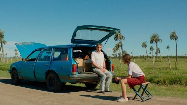 La directora de ‘Los sonámbulos’ propone una ‘road movie’ sin tanta aventura pero con un viaje a lo profundo de sus personajes.