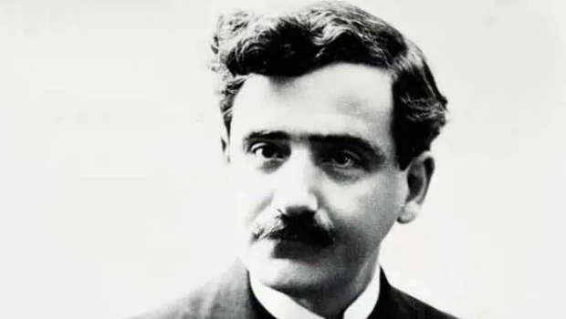 José María Eguren es considerado el padre de la moderna poesía peruana.