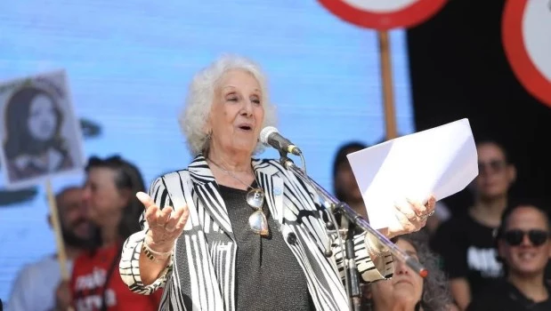 Carlotto: "Las provocaciones de Milei y Villarruel violan todos los pactos internacionales"