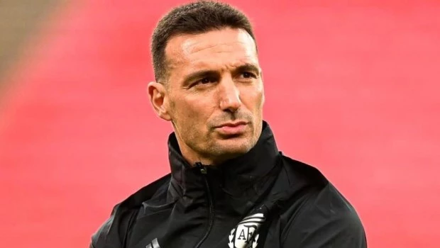 Scaloni anunció que Messi y Di María son los únicos confirmados para la Copa América: "El resto, pico y pala"