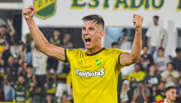 Defensa y Justicia venció a Estudiantes y quedó mucho más cerca de los playoffs de la Copa de la Liga