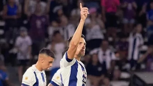 Talleres le ganó a Vélez y lo sacó de la zona de clasificación