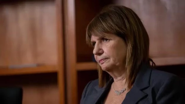 Bullrich: "Las Fuerzas Armadas fueron muy maltratadas durante los años de democracia"