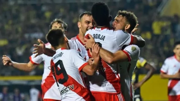 River se despertó en el segundo tiempo y venció a Deportivo Táchira en Venezuela