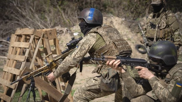 Ucrania bajo una mayor presión militar