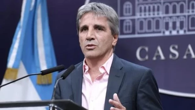 Caputo: "El orden fiscal es clave para una economía sólida"