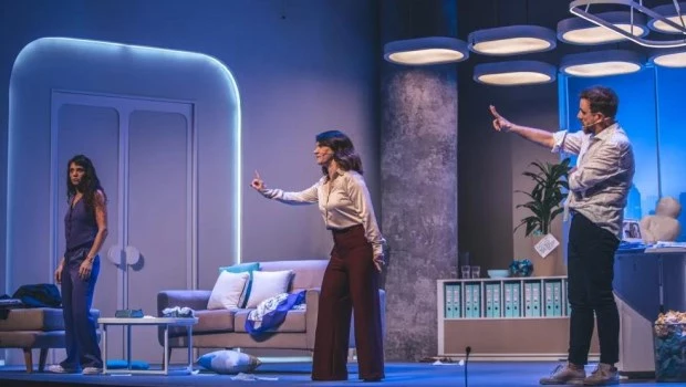 Fernanda Metilli, Nancy Dupláa y Juan Pablo Geretto protagonizan ‘Exit’ en el Multiteatro.