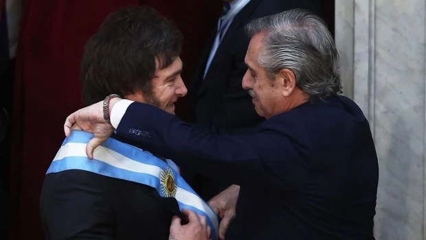 Alberto Fernández le respondió al Presidente y puso dudas sobre su salud mental: "Yo no fui un títere"