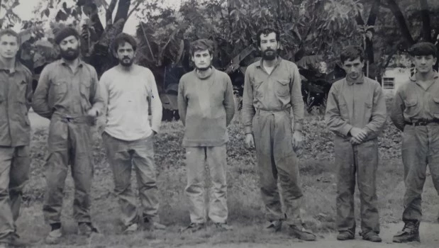 Los detenidos en el campamento de La Toma. De izq. a der: Federico Contini; Lázaro Peña, alias “Henry”; Oscar del Hoyo, alias “El Turco”; Agustín Francisco Canello; Raúl Dávila, alias “El Cubano”; Victor Eduardo Fernández y Alfredo Campos.