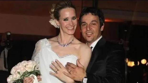 La modelo y el empresario se conocieron a principios del siglo XXI y estuvieron juntos hasta 2004. En 2008 retomaron el noviazgo y se casaron en 2011 y tuvieron 2 hijos. En 2019 atravesaron una escandalosa separación.