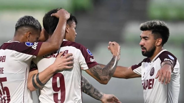 Con doblete de Bou, Lanús derrotó en Venezuela a Metropolitanos