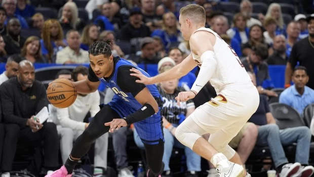 El Magic, hace pesar su localía, aplasta a Cavaliers y descuenta en la serie