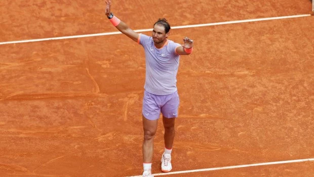 Nadal respondió a la exigencia de Cachín y se situó en octavos de final