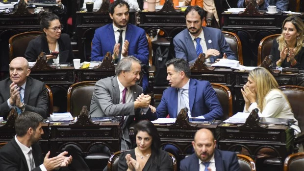 La Cámara de Diputados aprobó en general la ley de Bases 