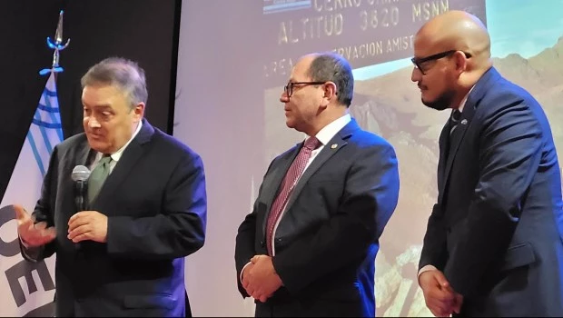 Viñals durante su exposición en el auditorio de la Organización de Estados Iberoamericanos de Buenos Aires.