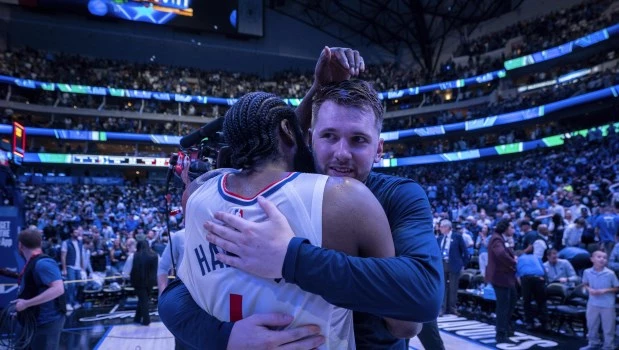 Con Irving y Doncic, Dallas elimina a los Clippers y es semifinalista en el Oeste