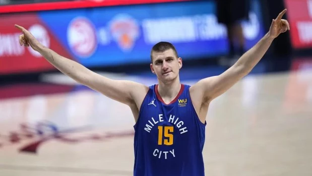 Jokic gana su tercer MVP