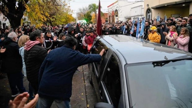 Emotivo adiós al Flaco Traverso en su Ramallo natal