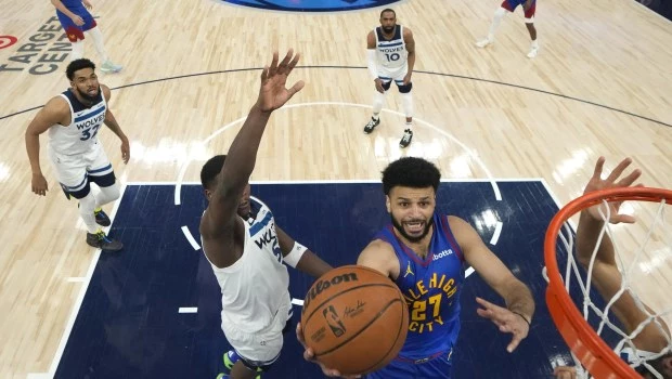 El campeón está de regreso: Denver superó a Timberwolves y la serie está empatada