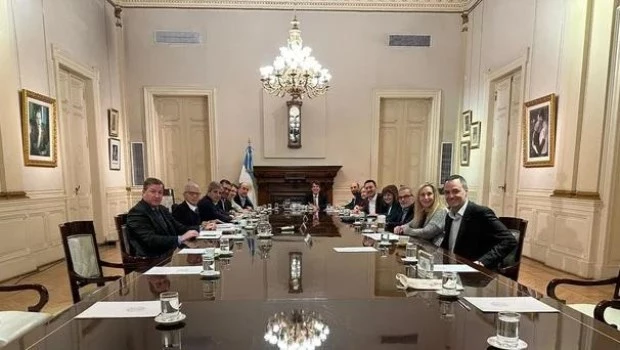 Sin Javier ni Karina Milei, Posse reúne a los ministros en la previa al acto homenaje a Carlos Menem