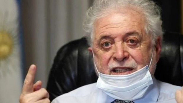 Reapareció Ginés González García y justificó el vacunatorio VIP