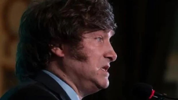 Milei suspendió la reunión de Gabinte y por la tarde viaja a España