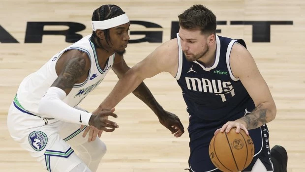 Doncic terminó con 33 puntos, 8 asistencias y 6 rebotes.
